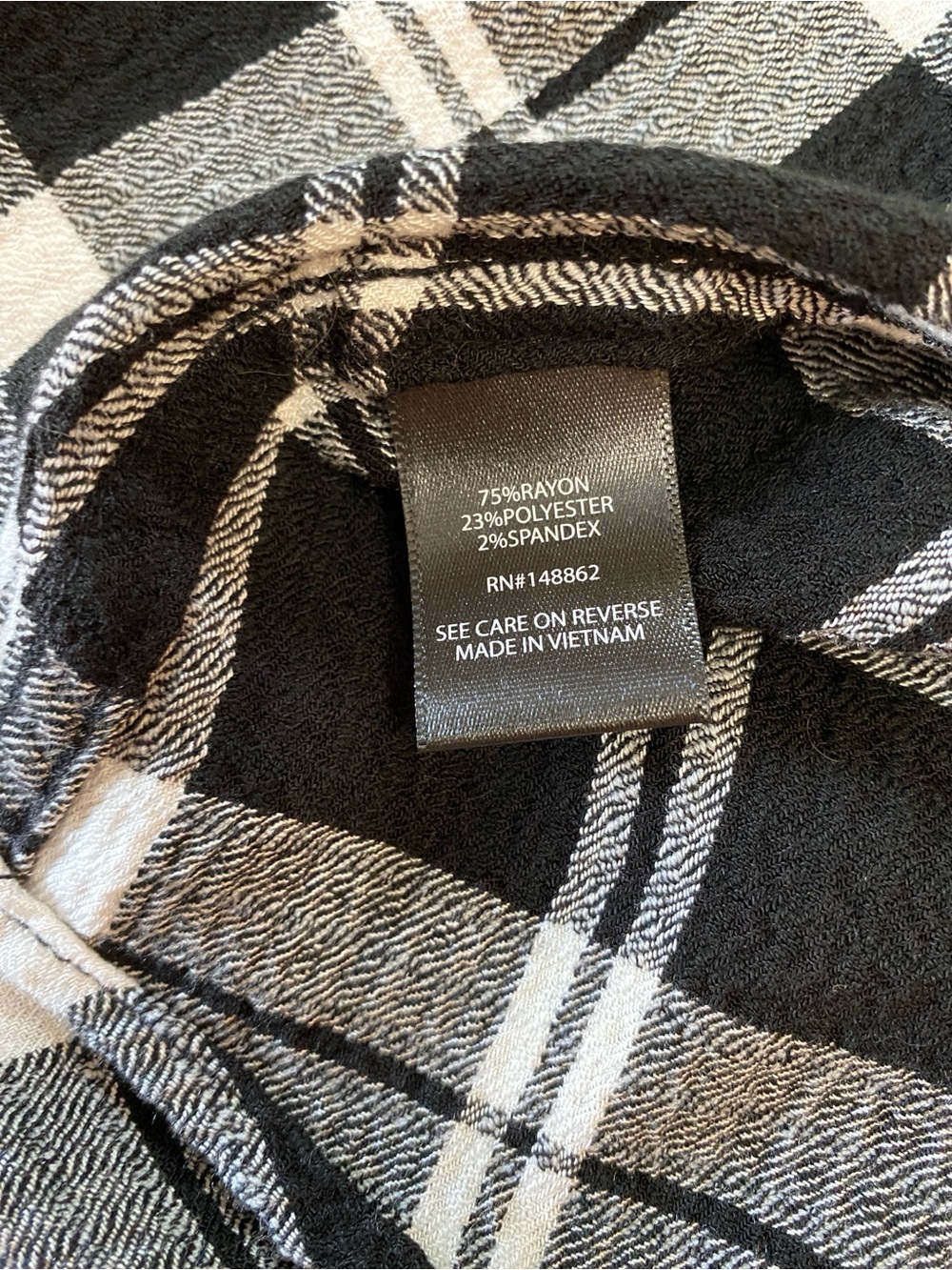 Torrid - Lizzie Crinkle L/S Flannel Gauze, Button up Tunic, B/W Plaid, Sz 1X - Picture 4 of 9